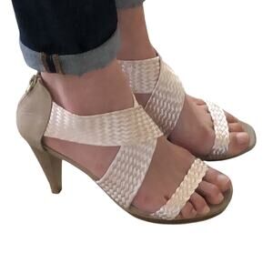 Pilar Abril Cream Cloth Heeled Sandals Size 7.5 Gold Comfortable